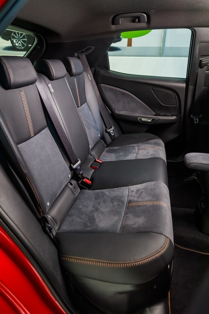 Lexus LBX