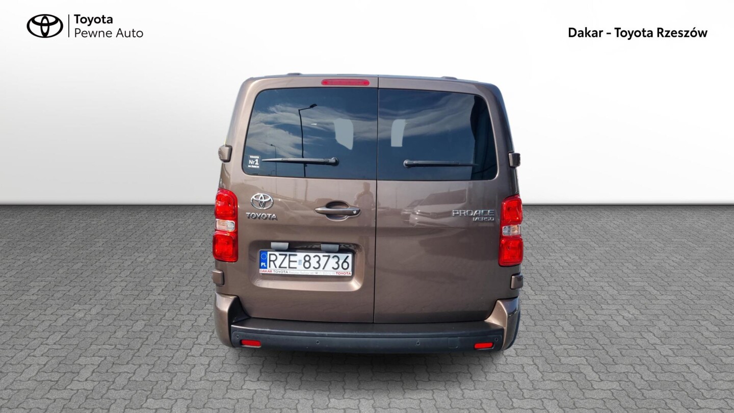 Toyota PROACE