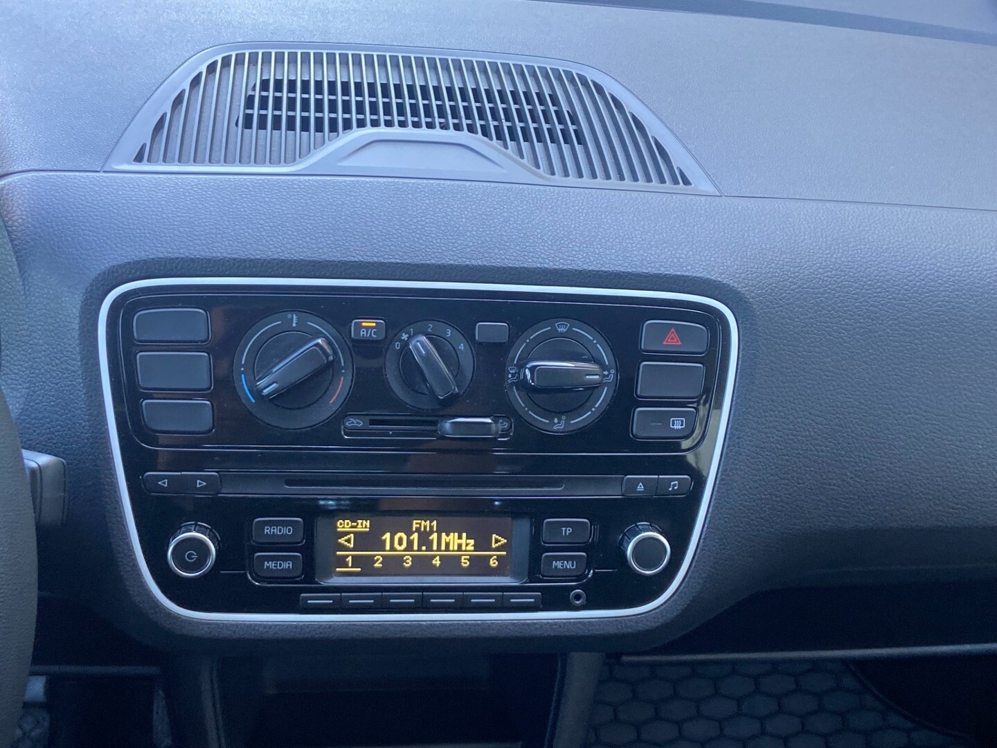 Volkswagen up!