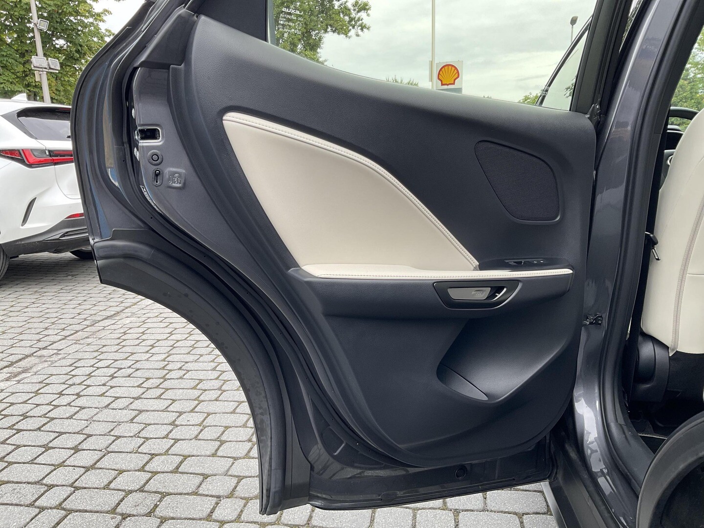 Lexus LBX