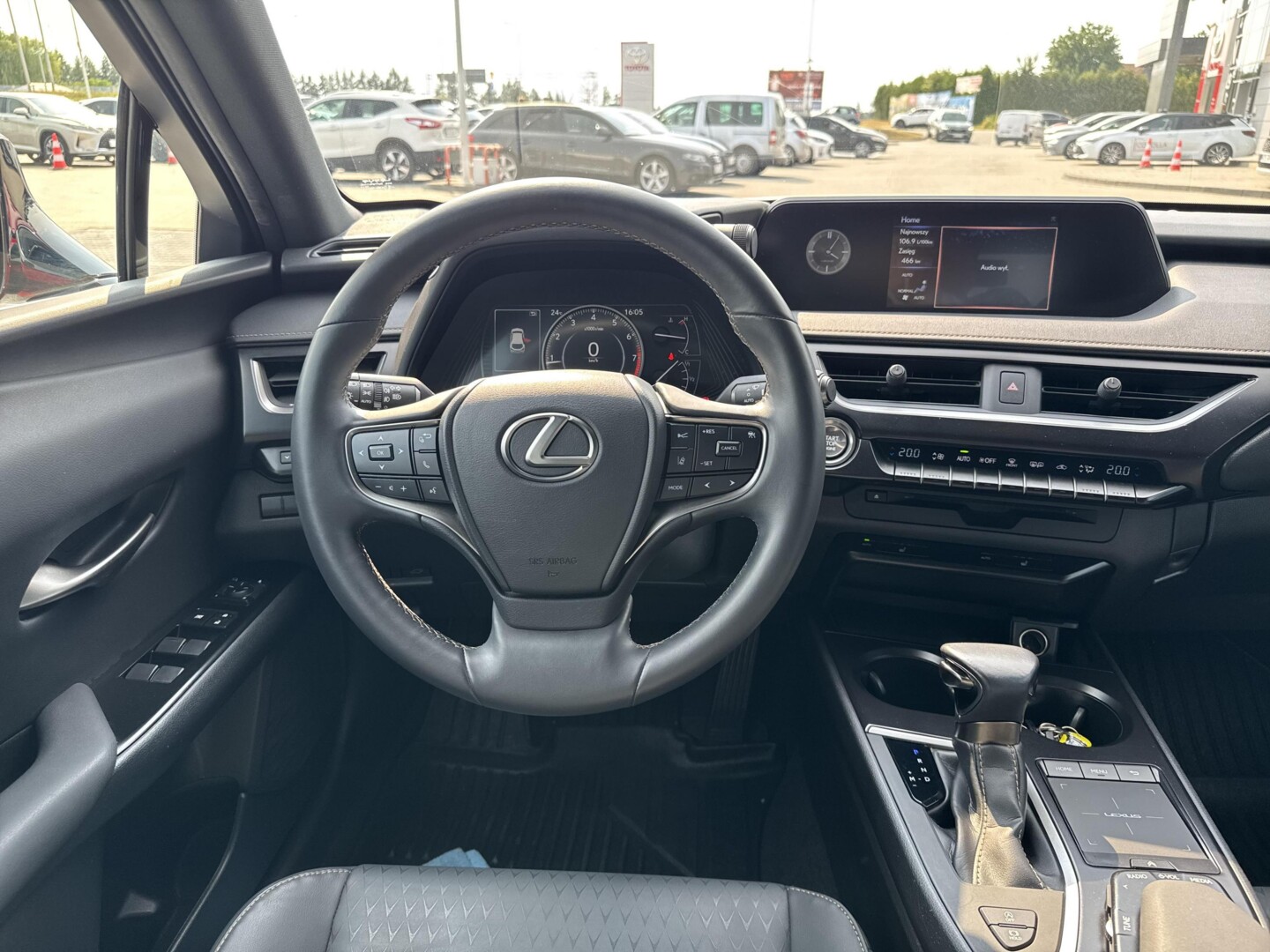 Lexus UX