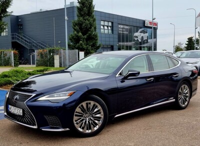 Lexus LS