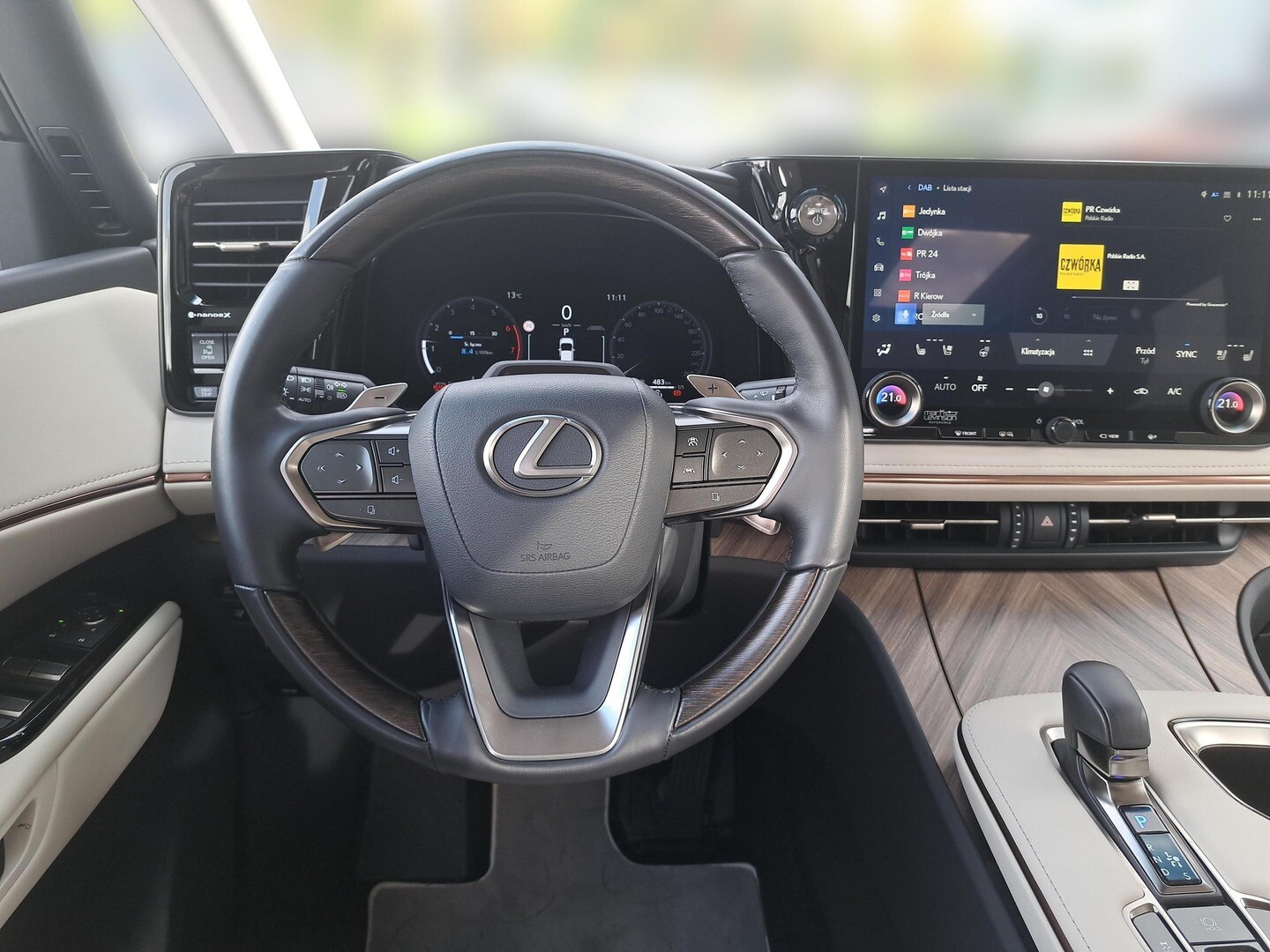 Lexus LM