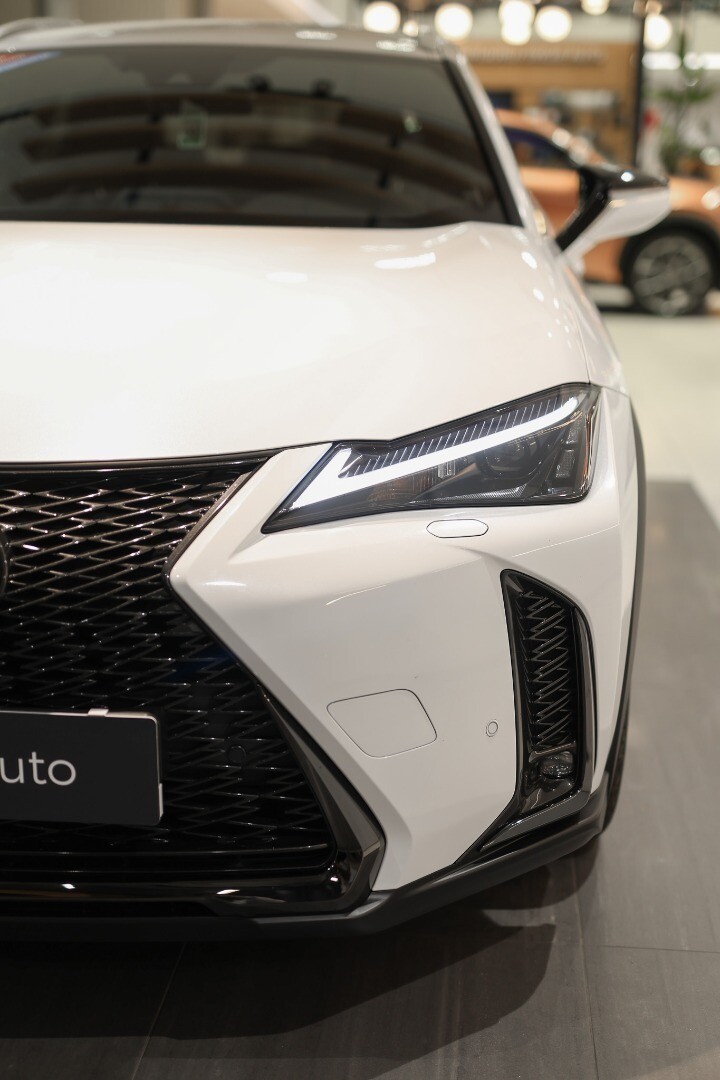 Lexus UX