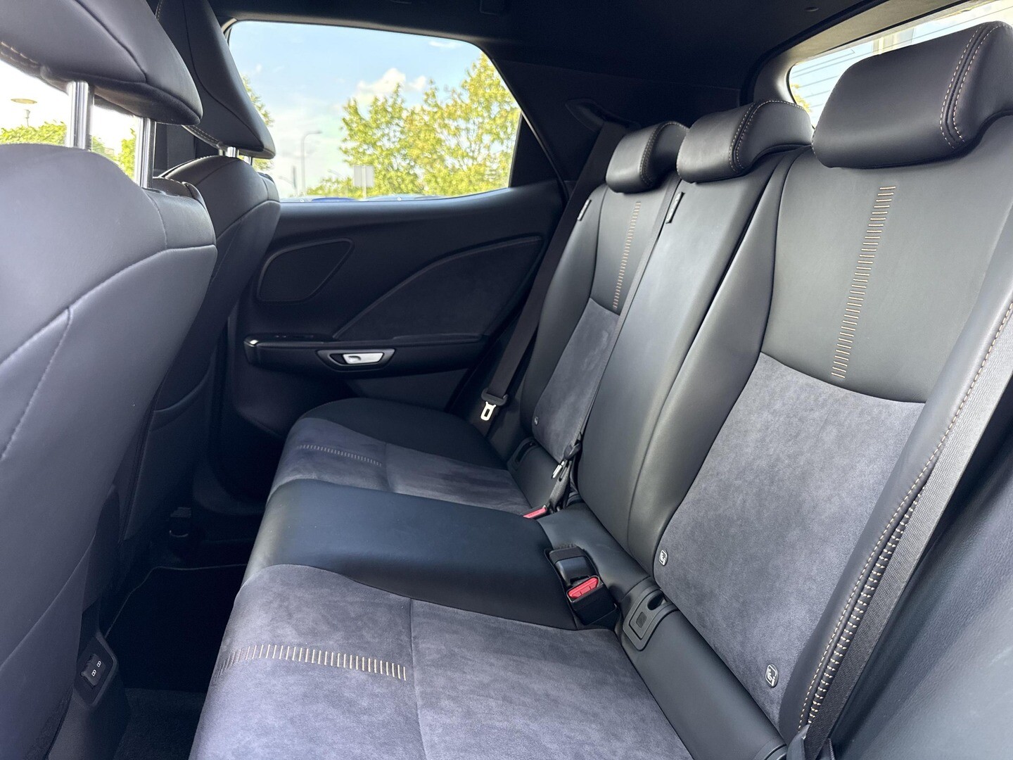 Lexus LBX