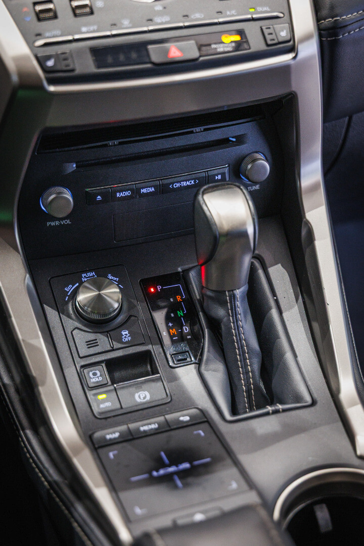 Lexus NX