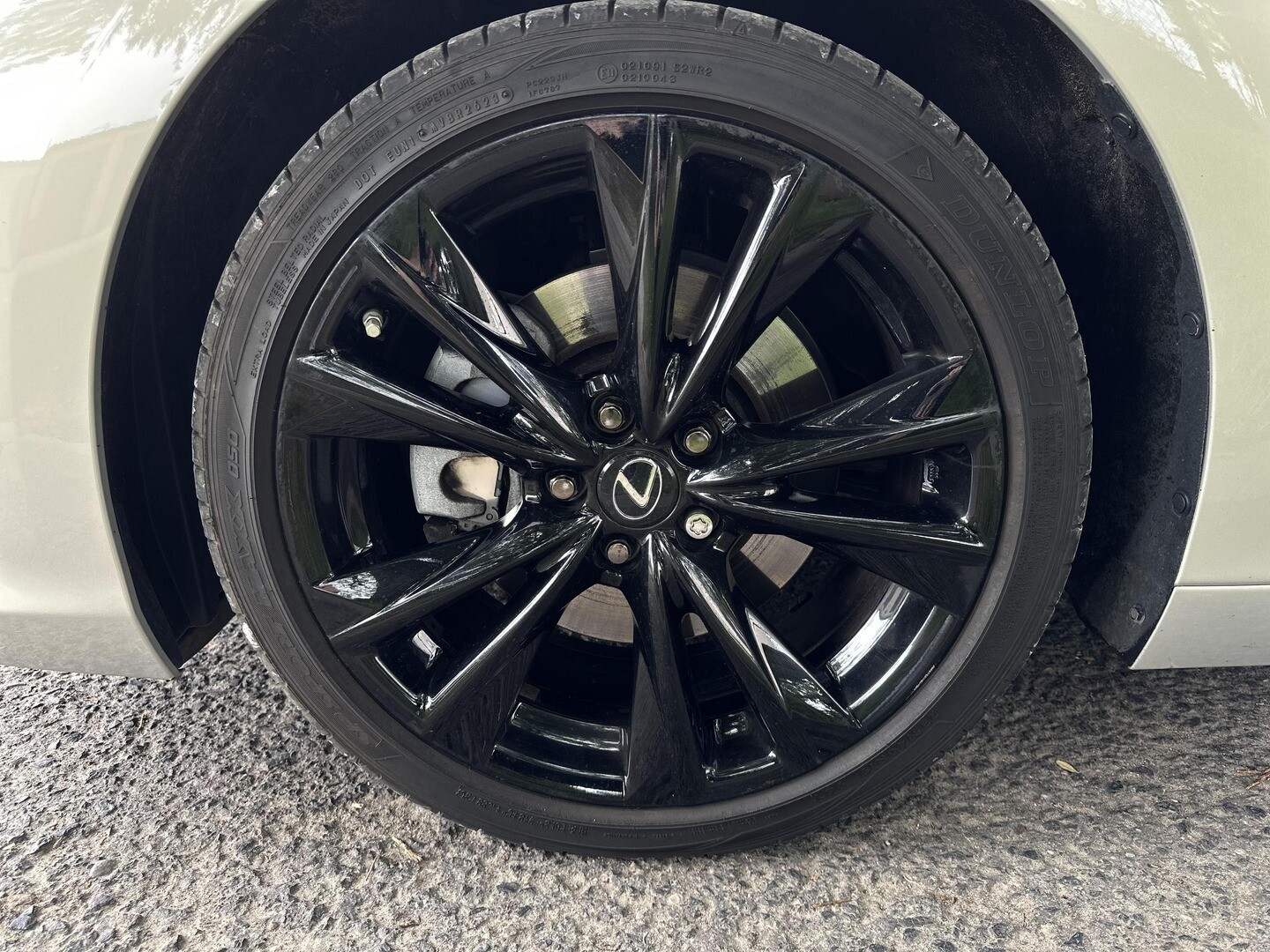 Lexus ES