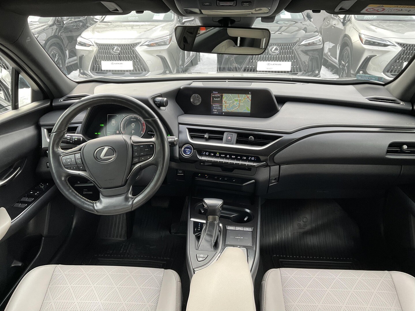 Lexus UX