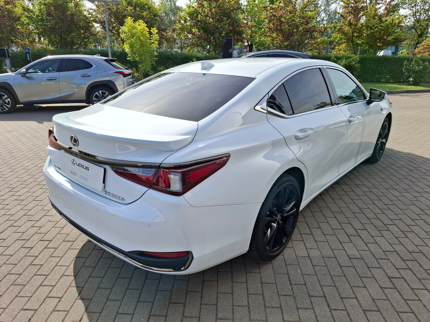 Lexus ES