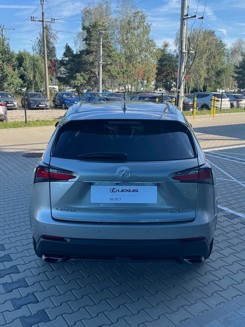 Lexus NX