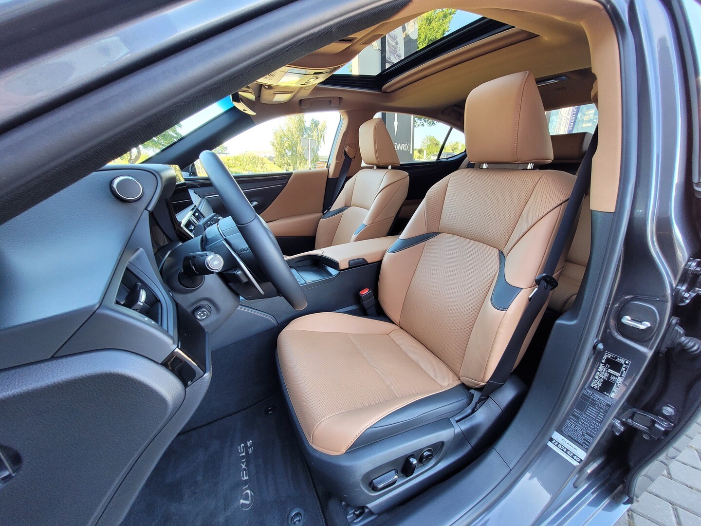 Lexus ES