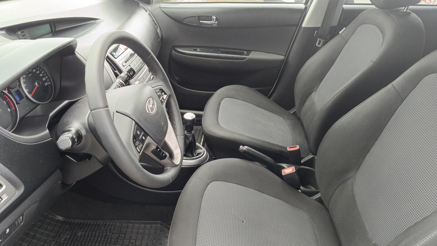 Hyundai i20