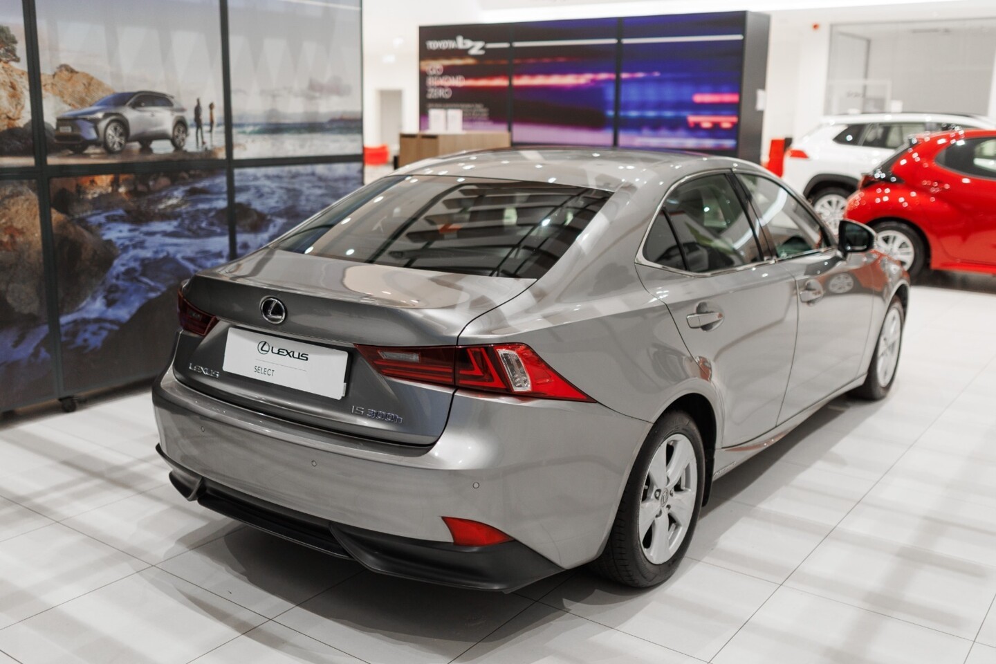 Lexus IS