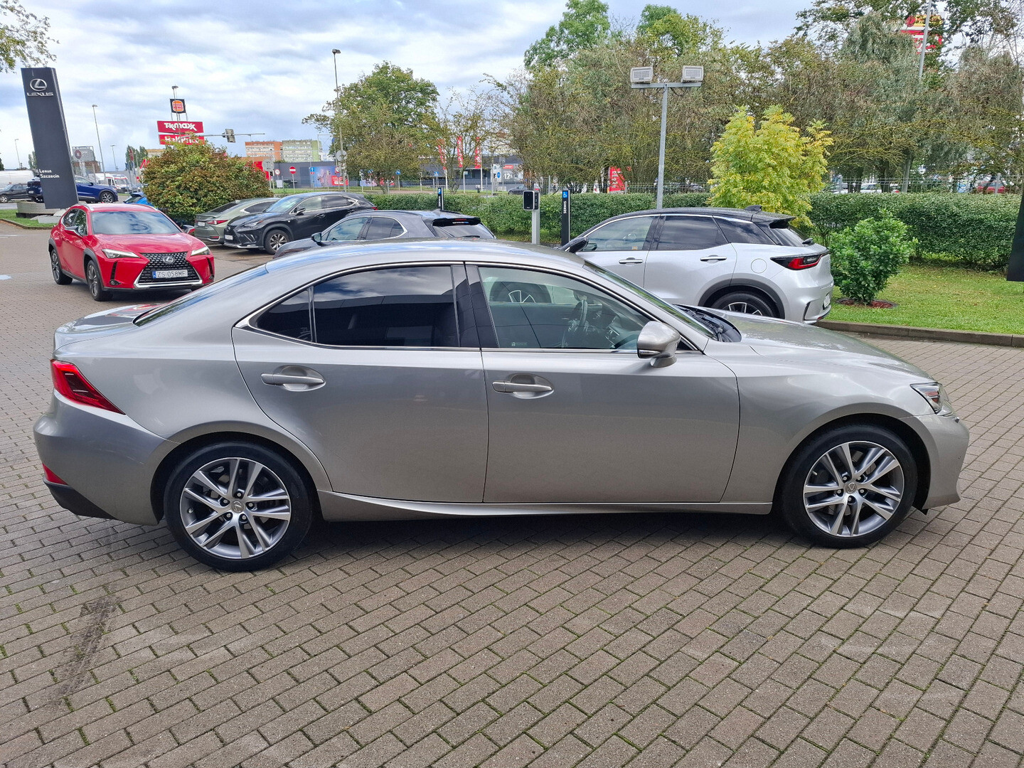 Lexus IS