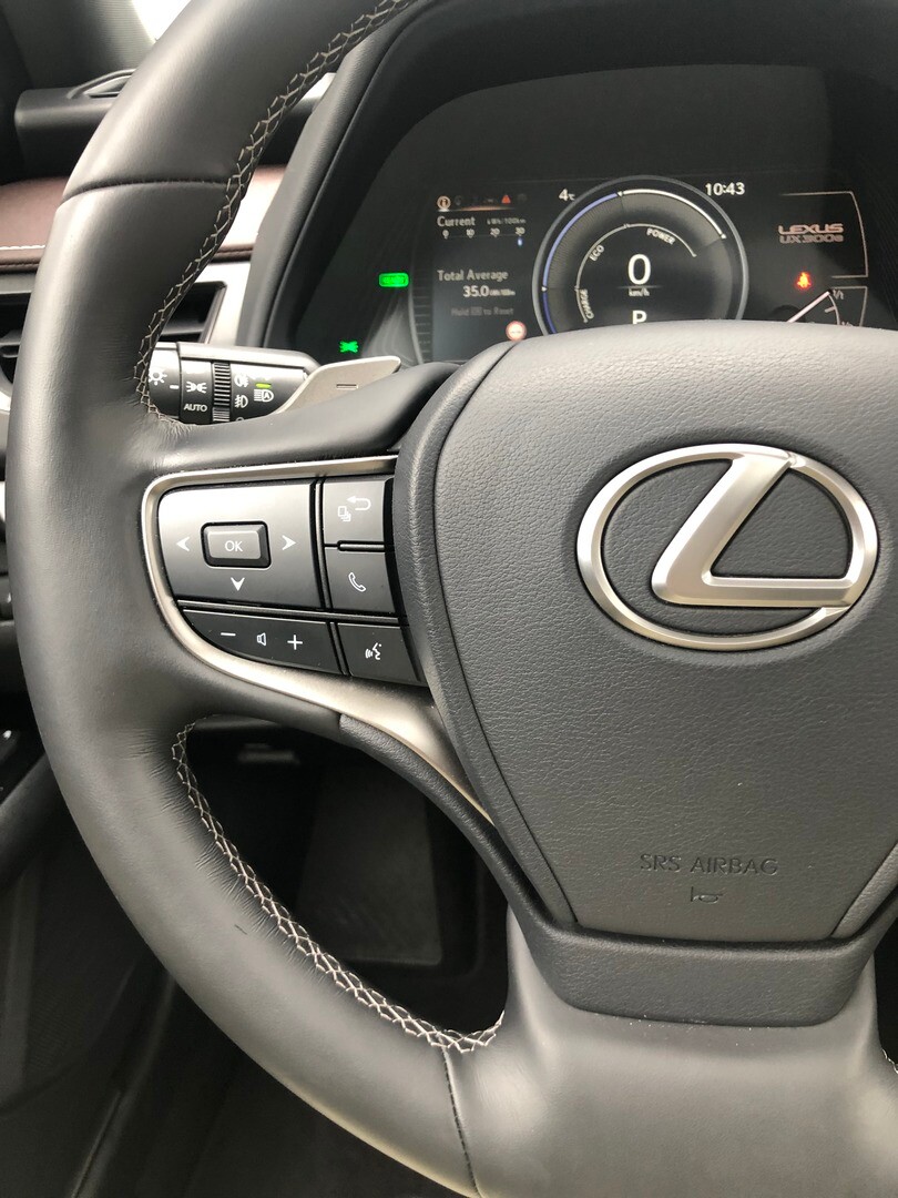 Lexus UX