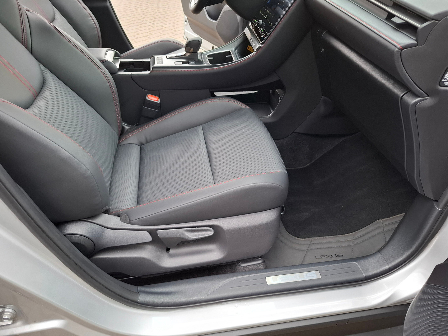 Lexus LBX