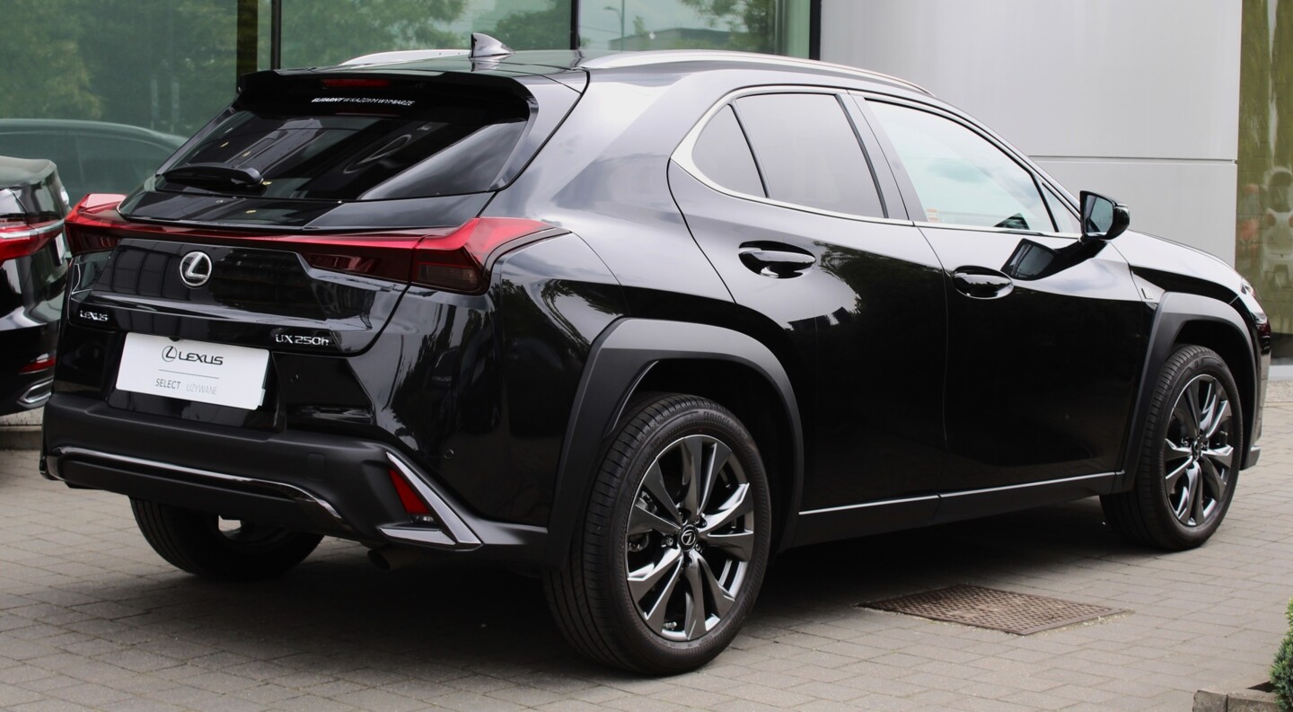 Lexus UX