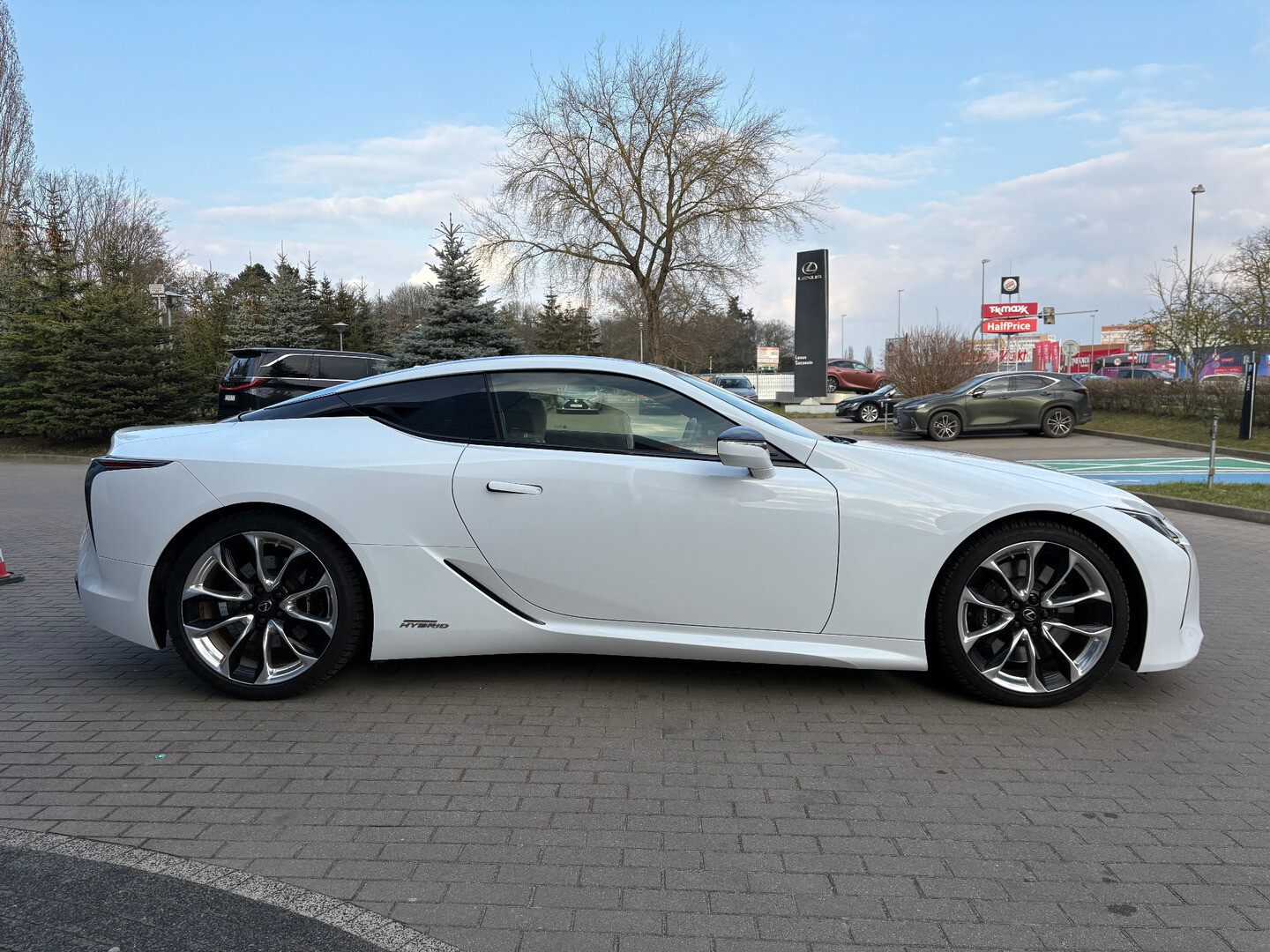 Lexus LC