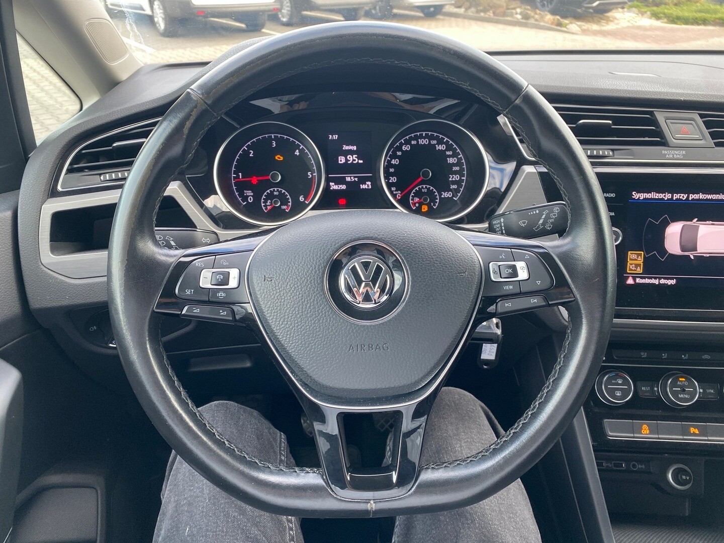 Volkswagen Touran