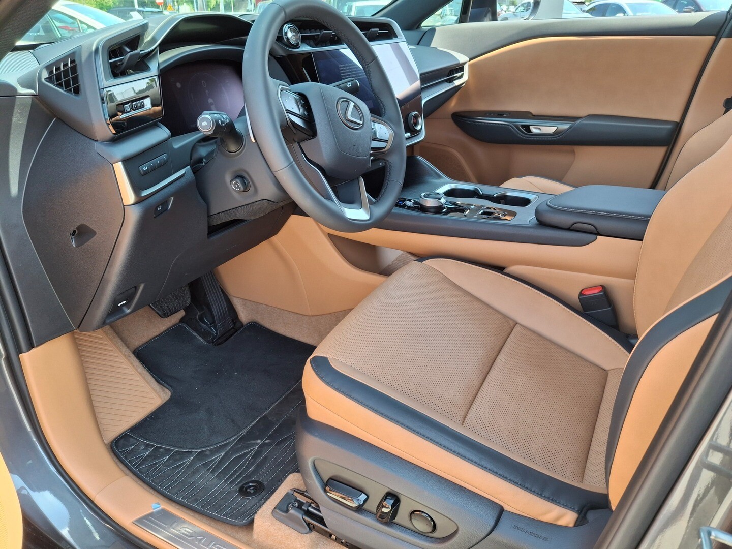 Lexus RZ