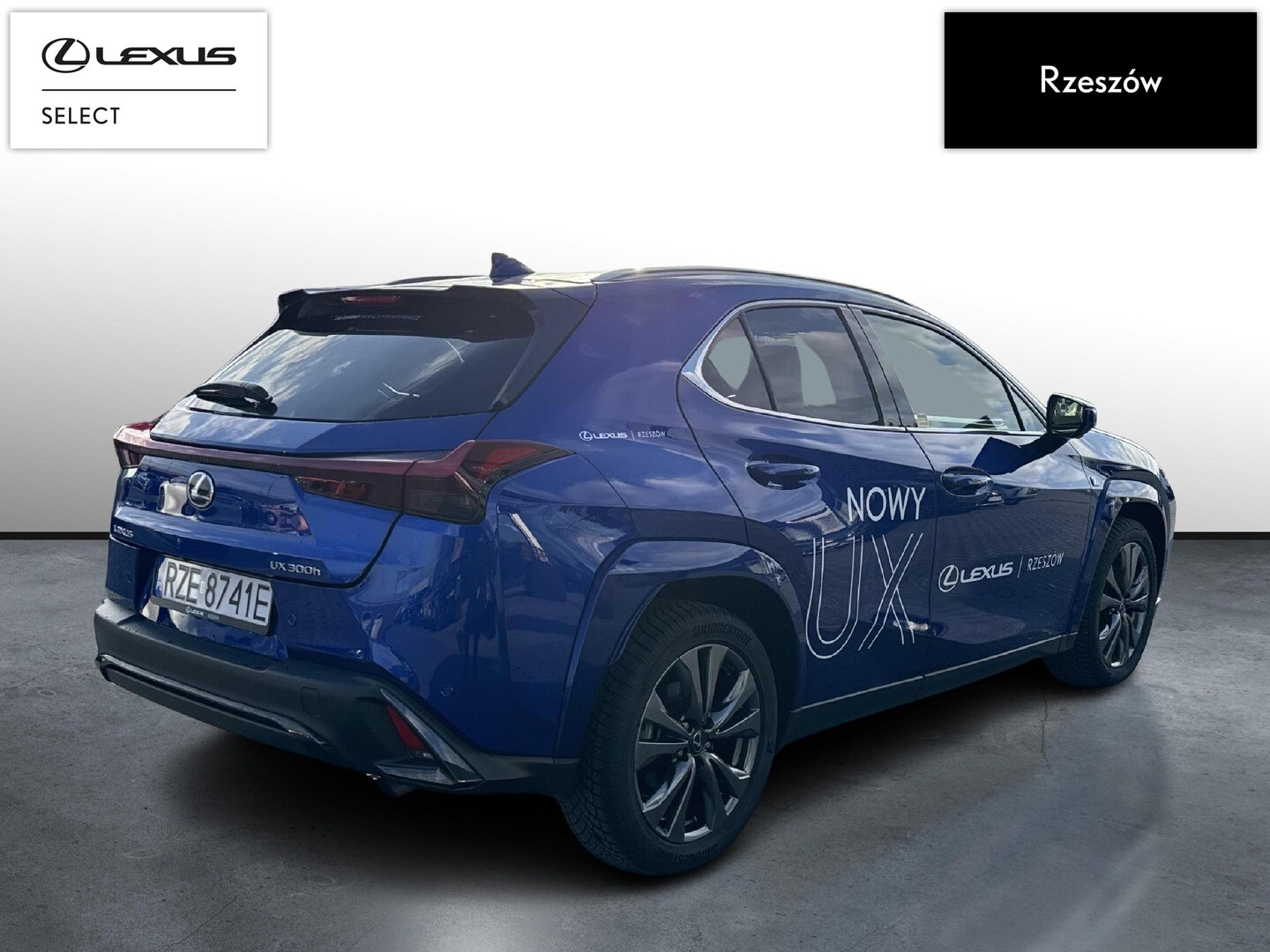 Lexus UX