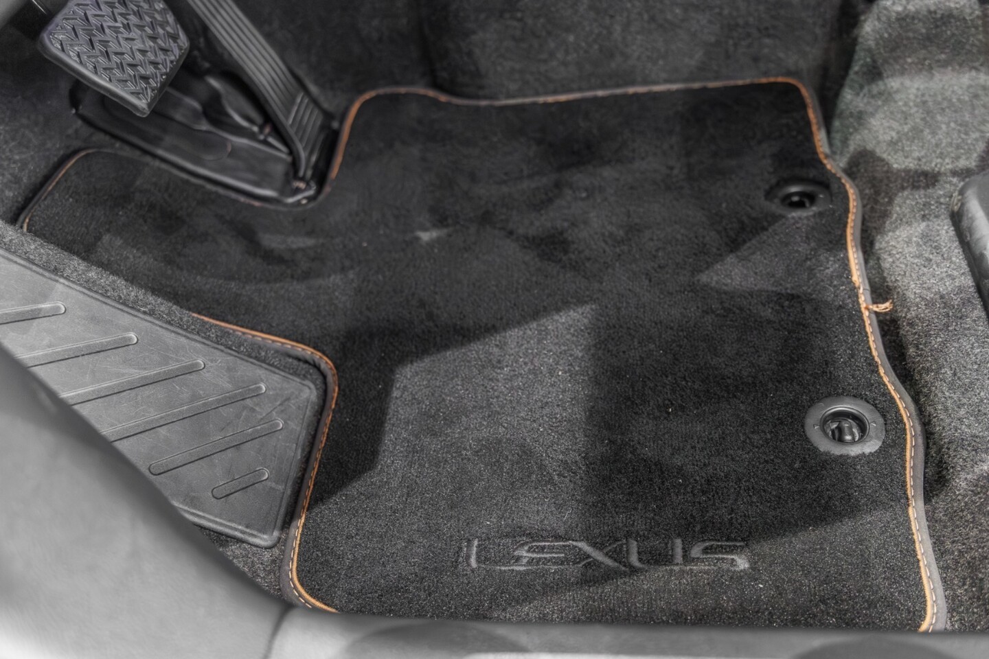 Lexus LBX