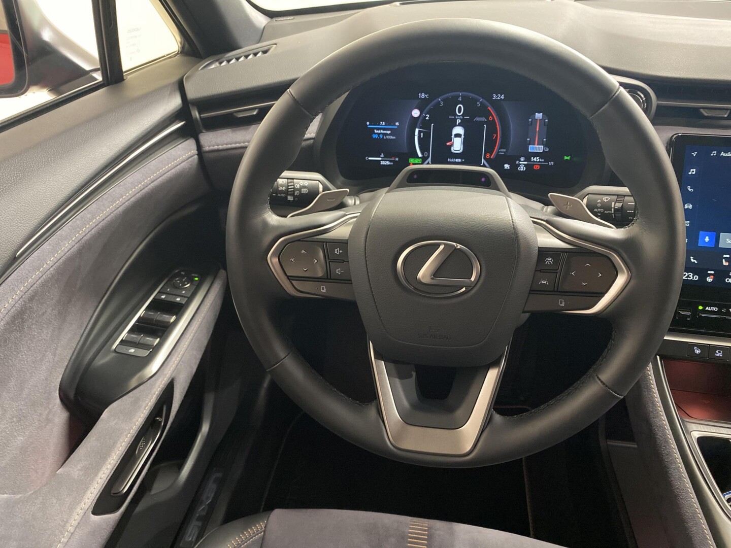 Lexus LBX