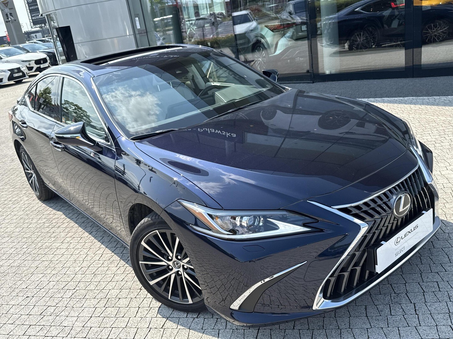 Lexus ES