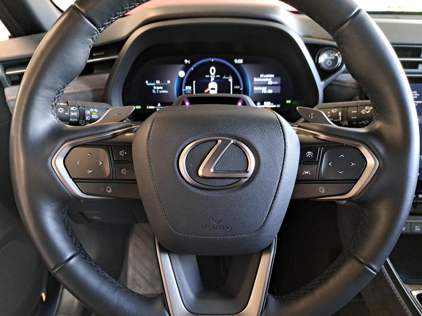 Lexus LBX