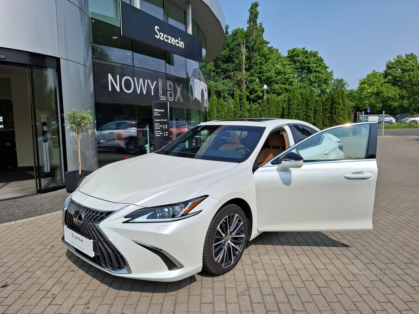 Lexus ES
