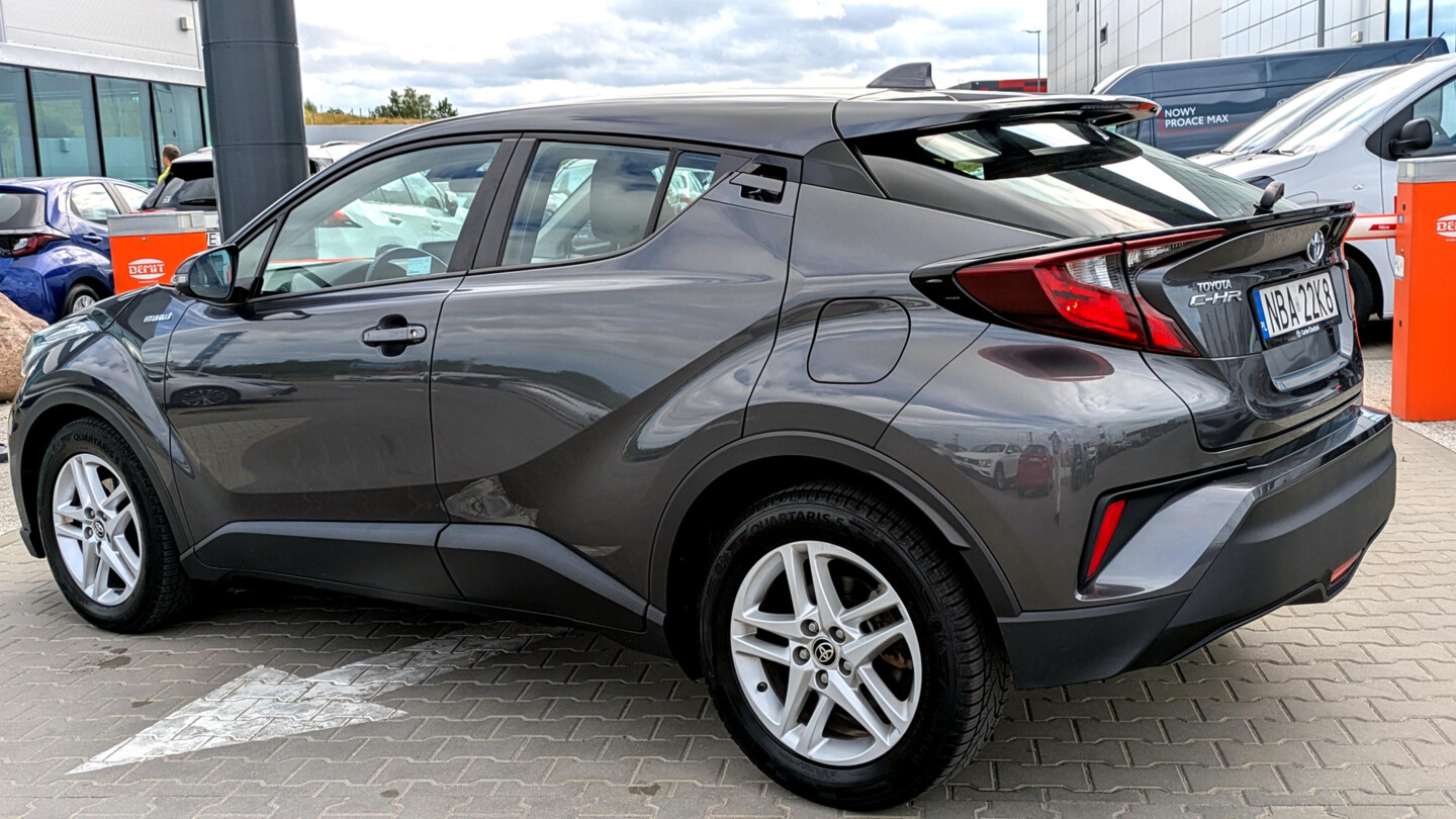 Toyota C-HR