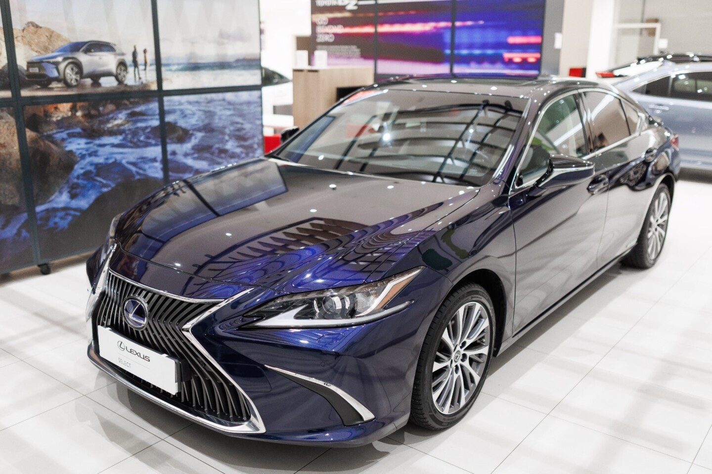 Lexus ES