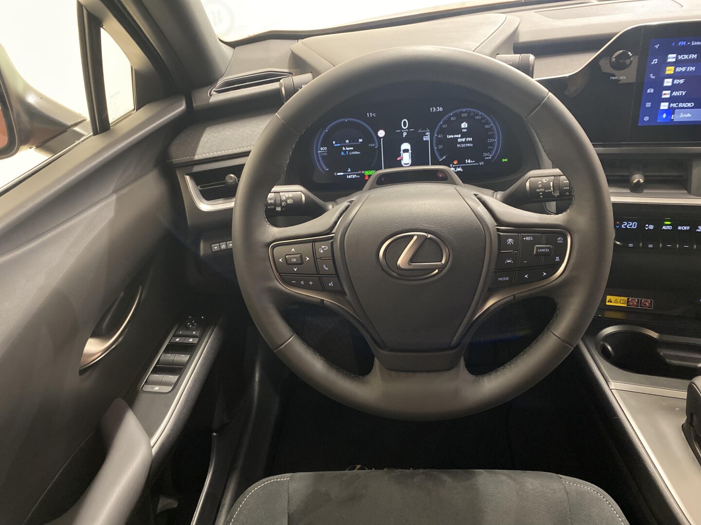 Lexus UX