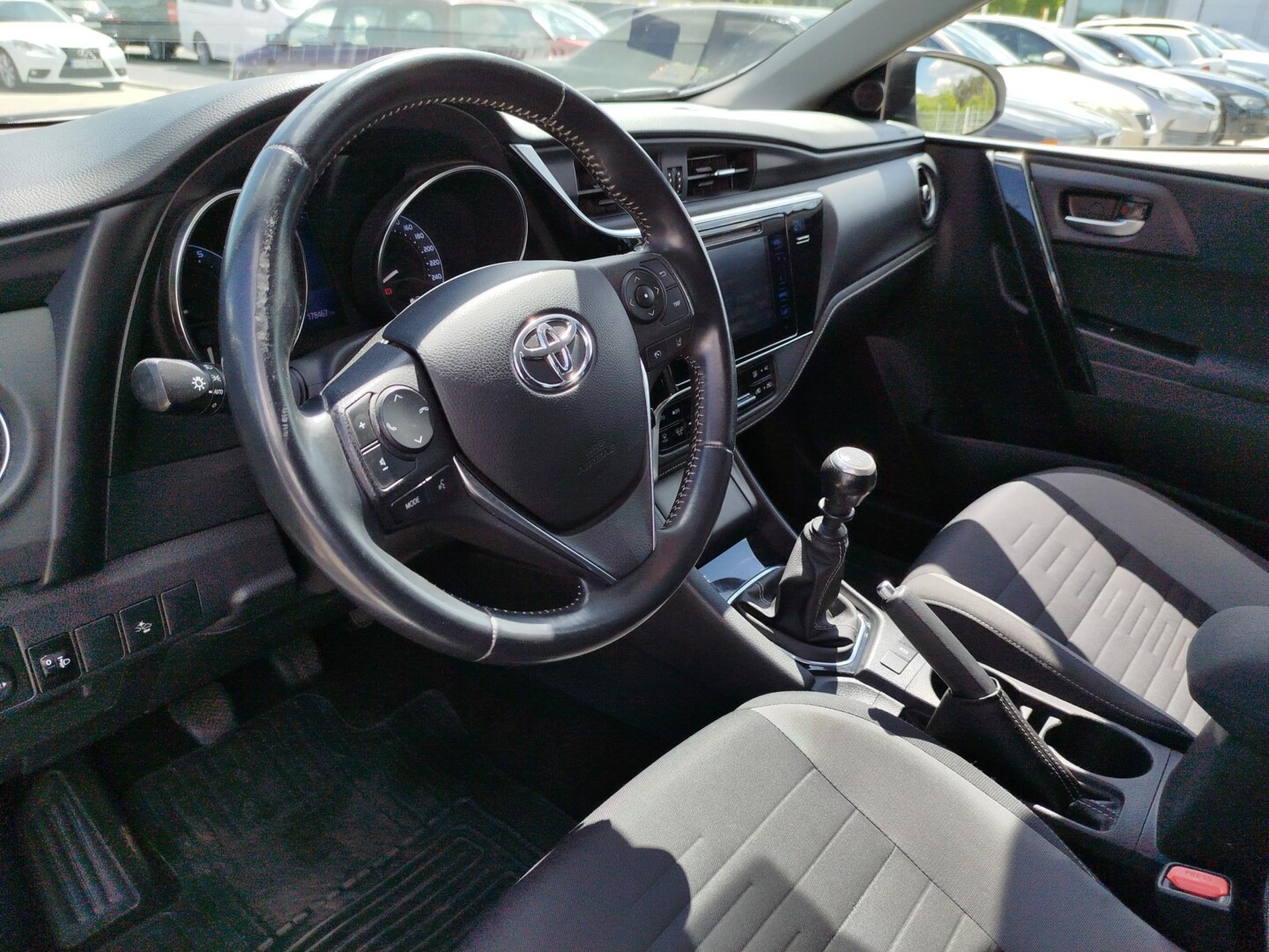 Toyota Auris