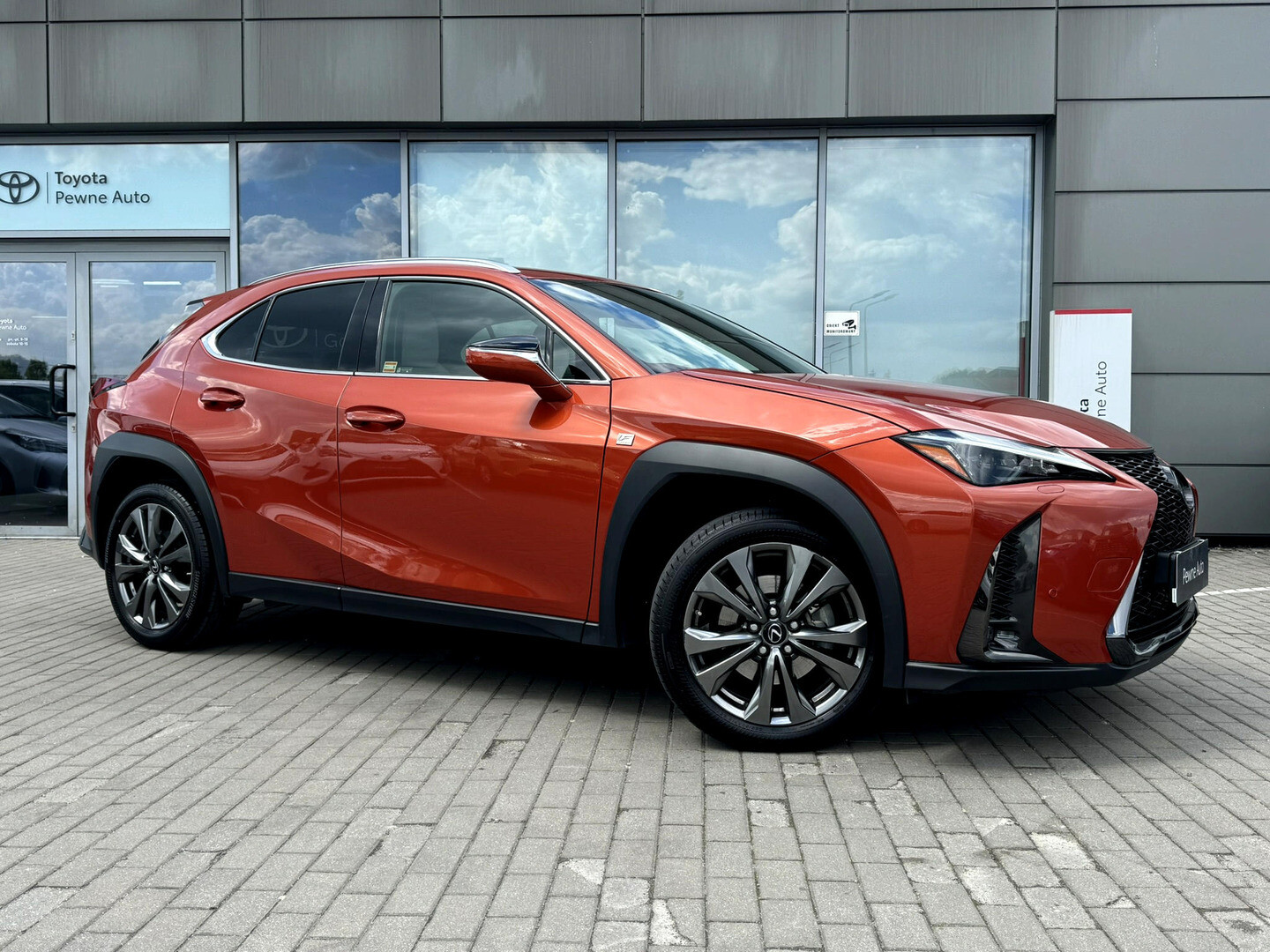 Lexus UX