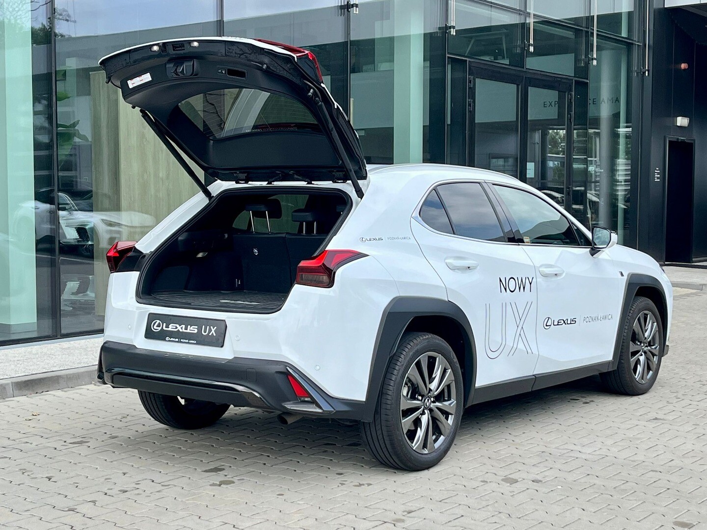 Lexus UX