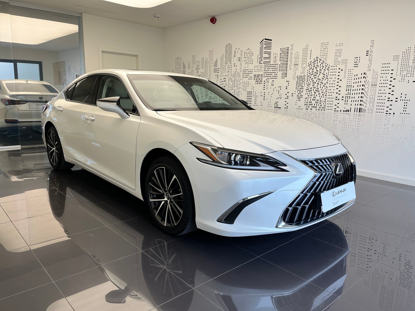 Lexus ES