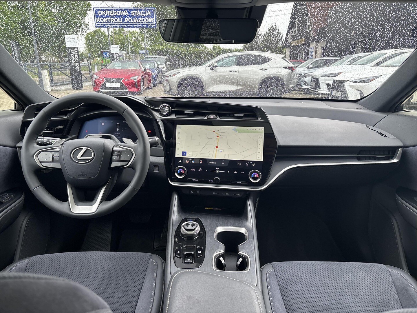 Lexus RZ