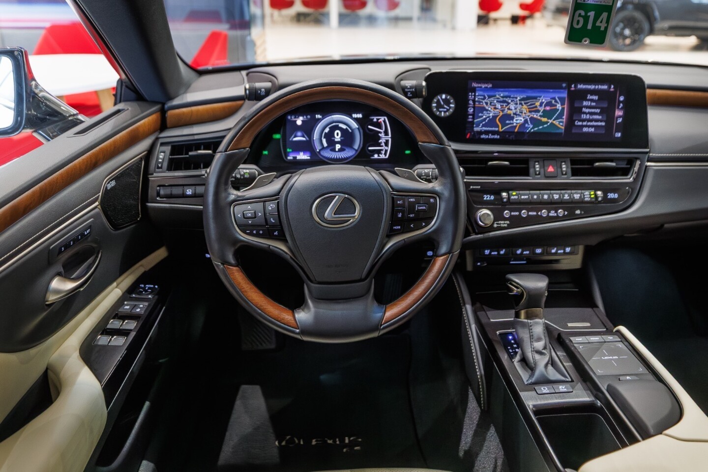 Lexus ES