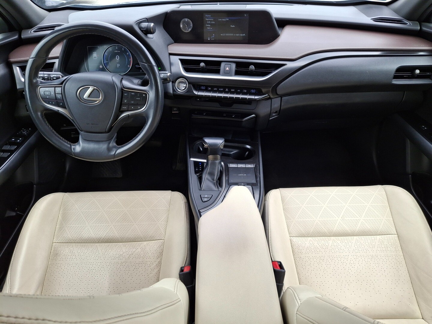 Lexus UX