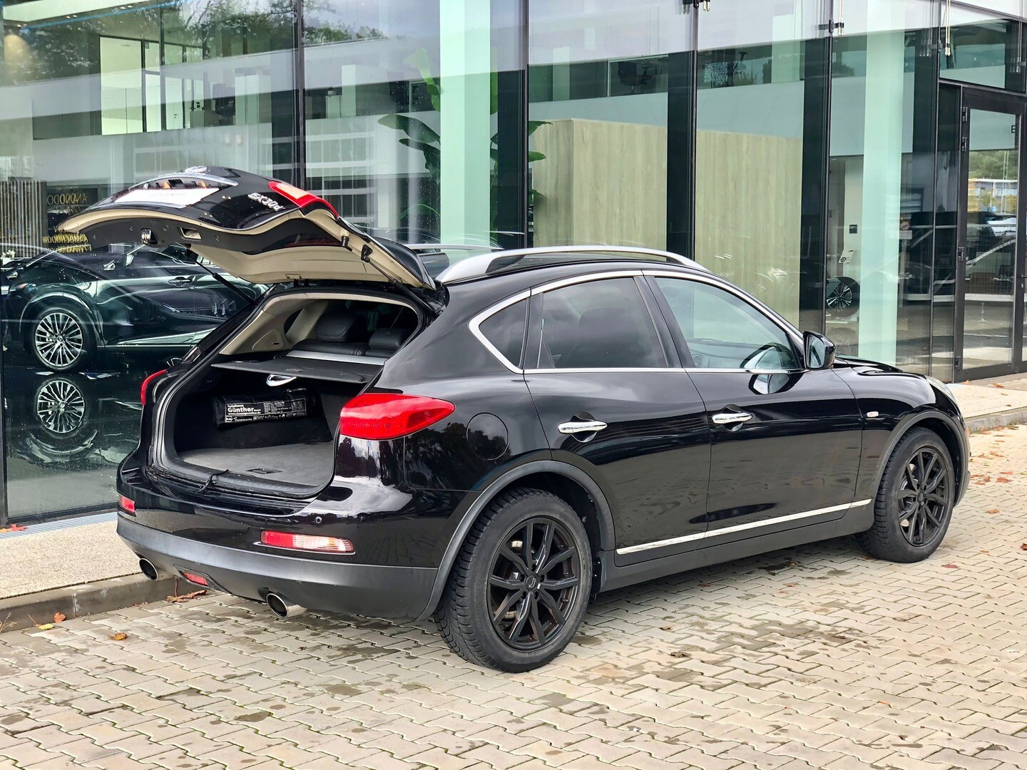 Infiniti EX