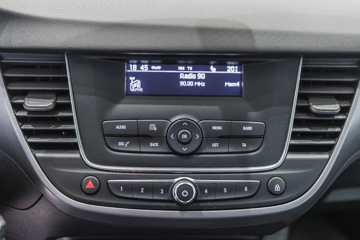 Opel Crossland X
