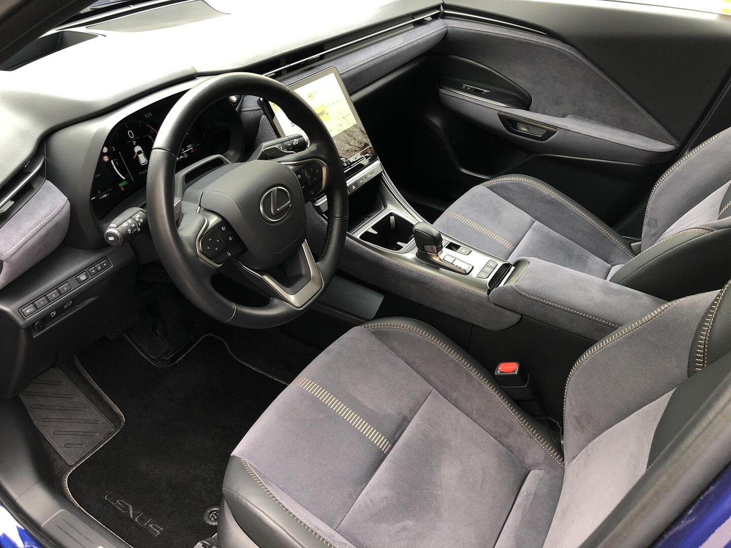 Lexus LBX