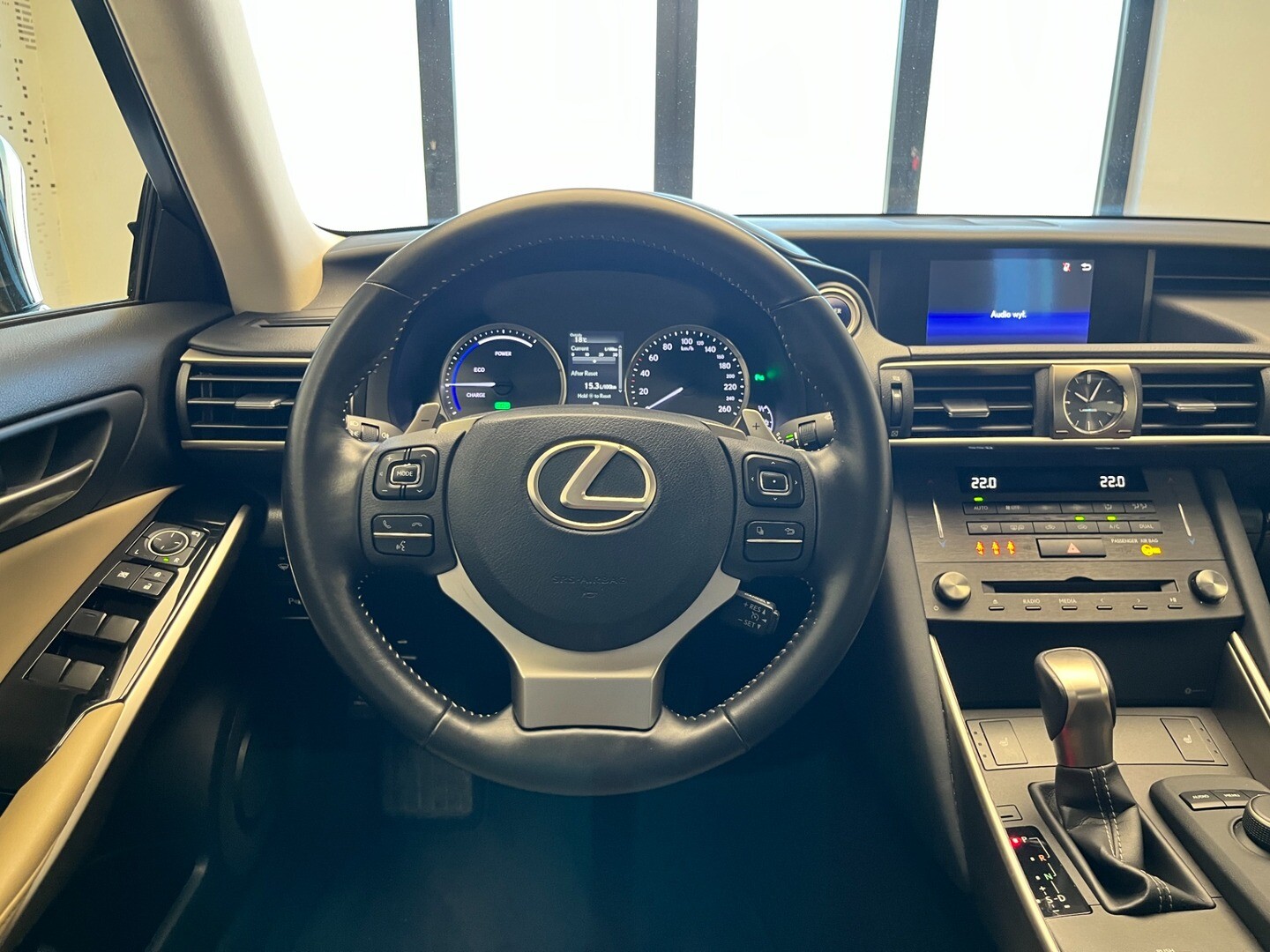 Lexus IS
