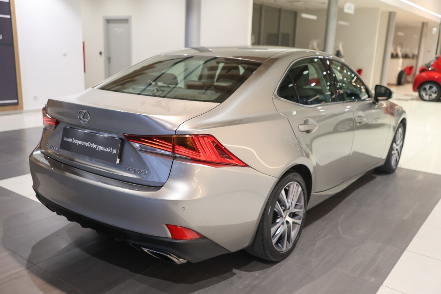 Lexus IS