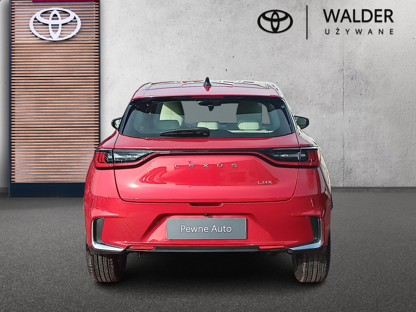 Lexus LBX
