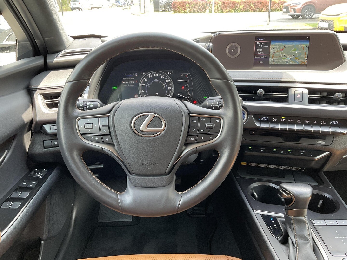 Lexus UX