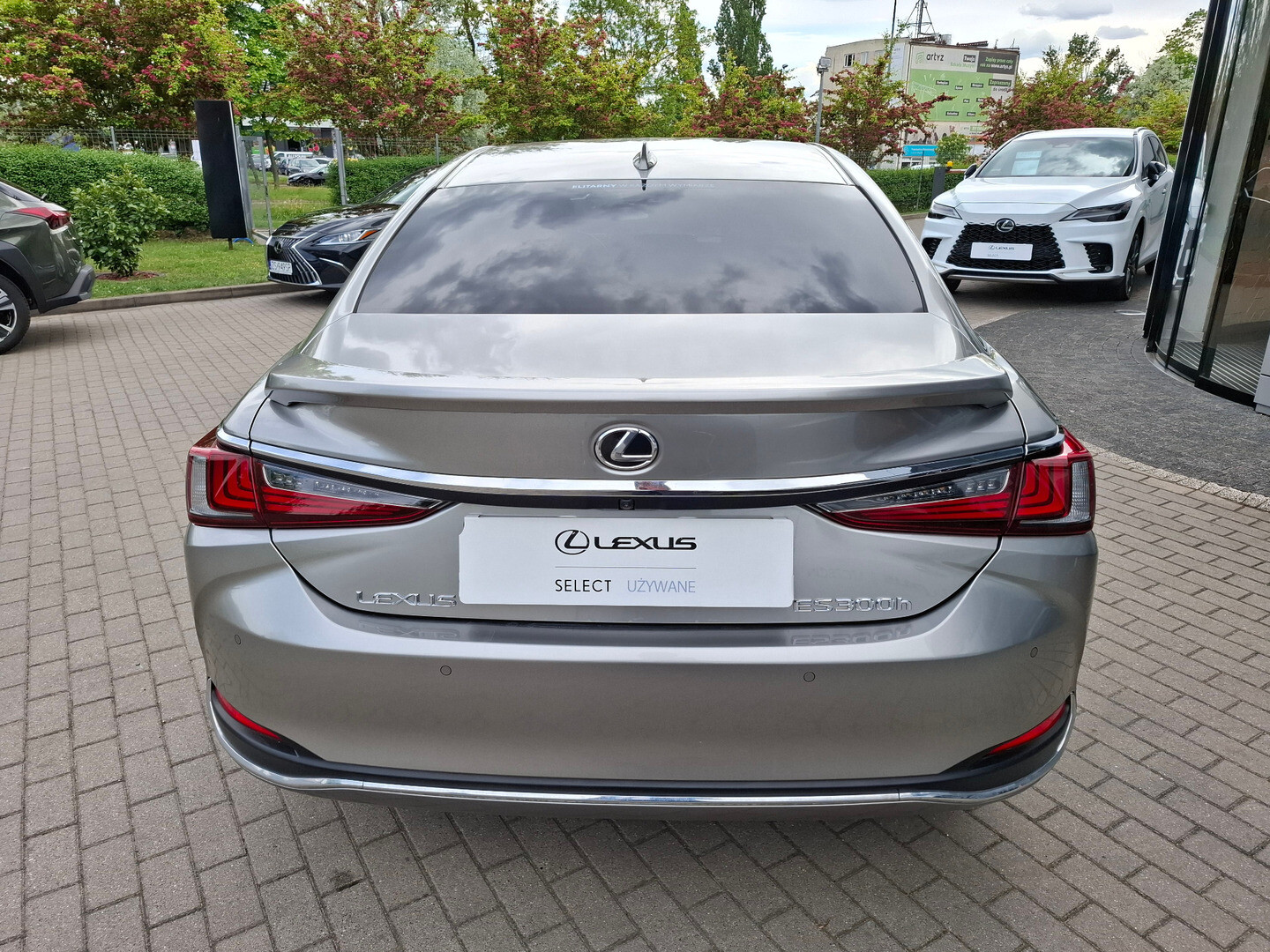 Lexus ES
