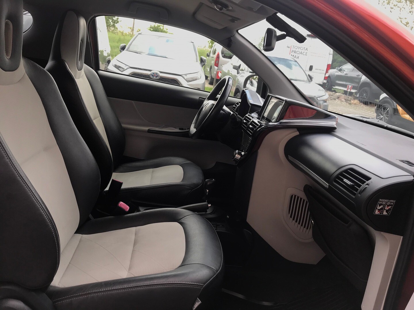 Toyota iQ