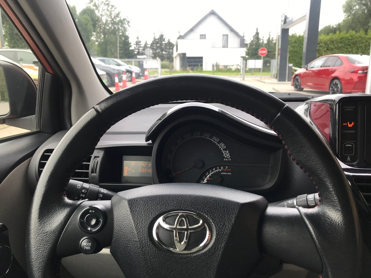 Toyota iQ